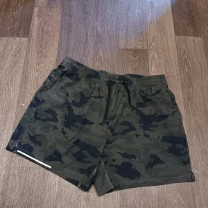 Bearbottom Men's Camouflage Athletic Shorts Sz XL
